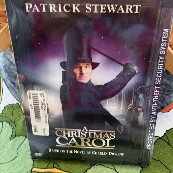 Musical Vintage Christmas Collection - Basket of Entertainment 11 Pieces Vintage - Picture 4 of 7